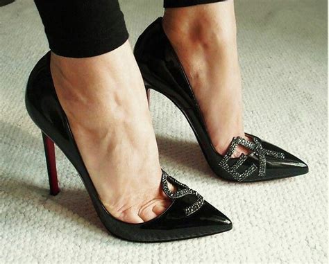 toe cleavage shoes|Toe cleavage